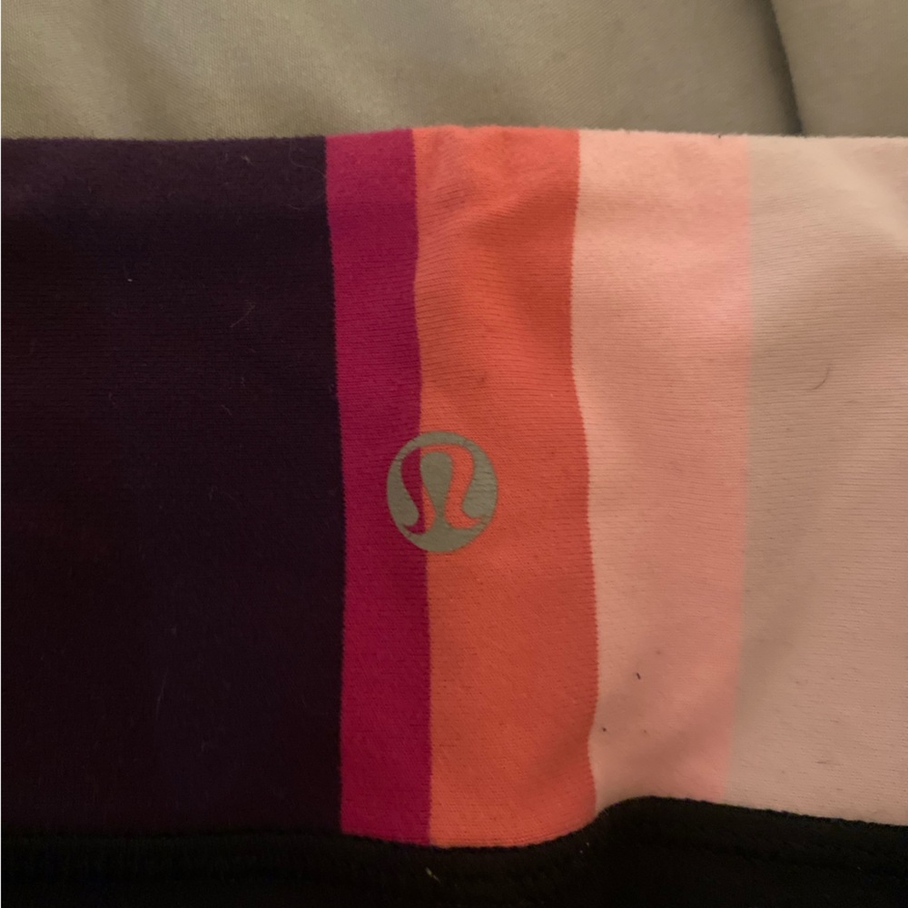 Lululemon wunder under crop reversible leggings